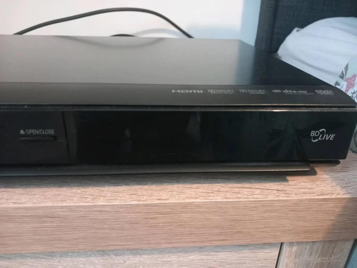 Sharp blueray dvd player - Image 3