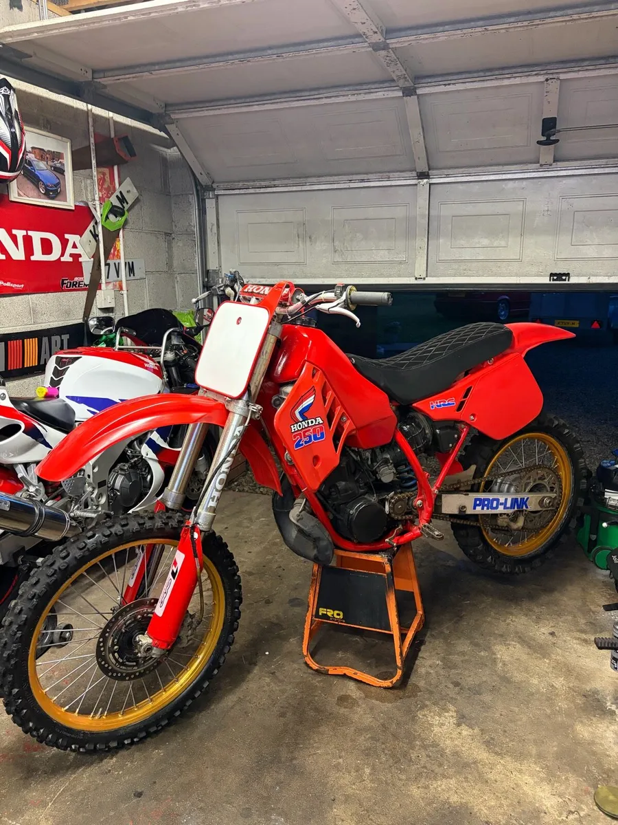 Honda CR 250R 1985 - Image 1