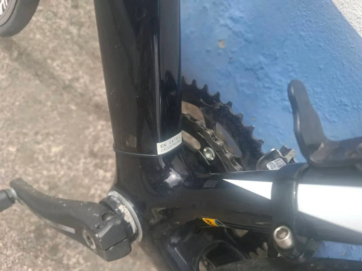 Bianchi Vertigo Road Bike for Sale - Image 4