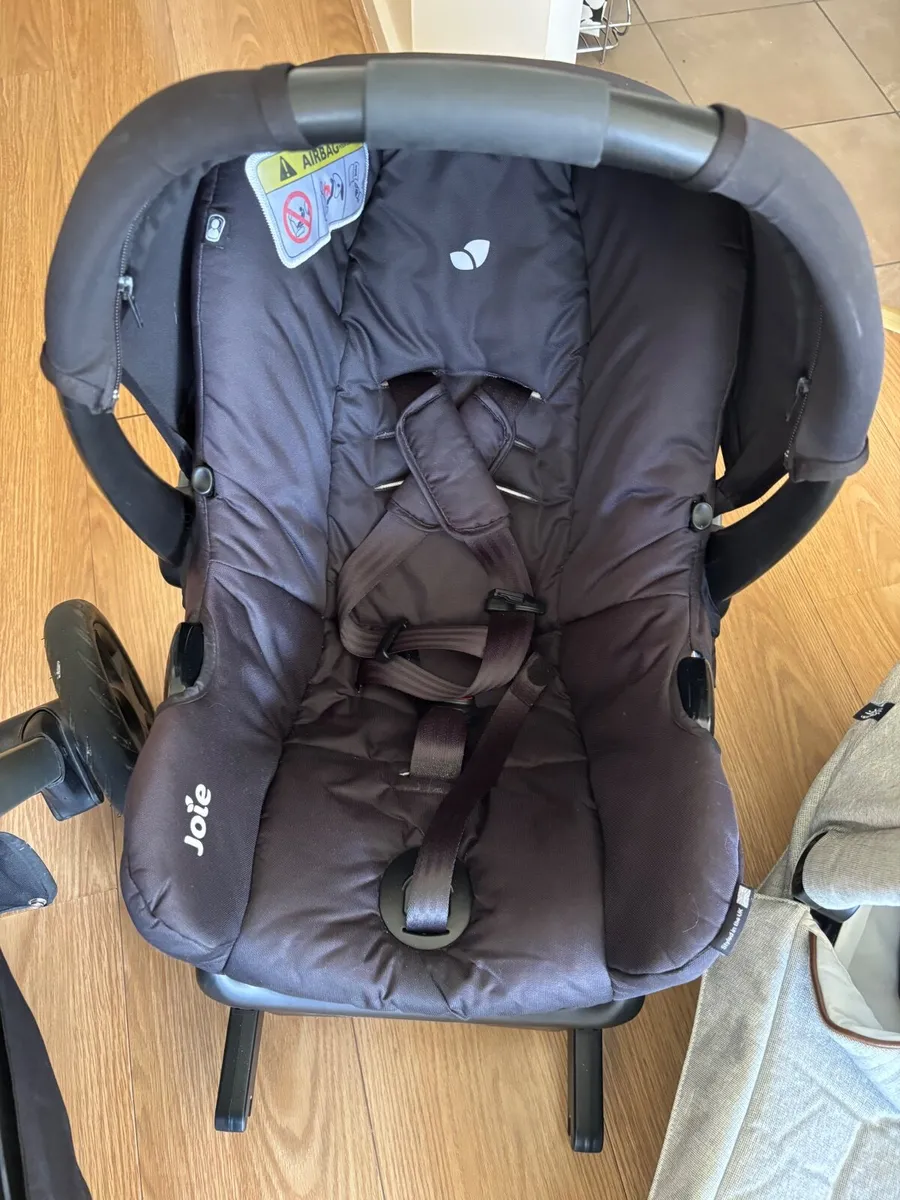 Buggie Travel system JOIE - Image 2