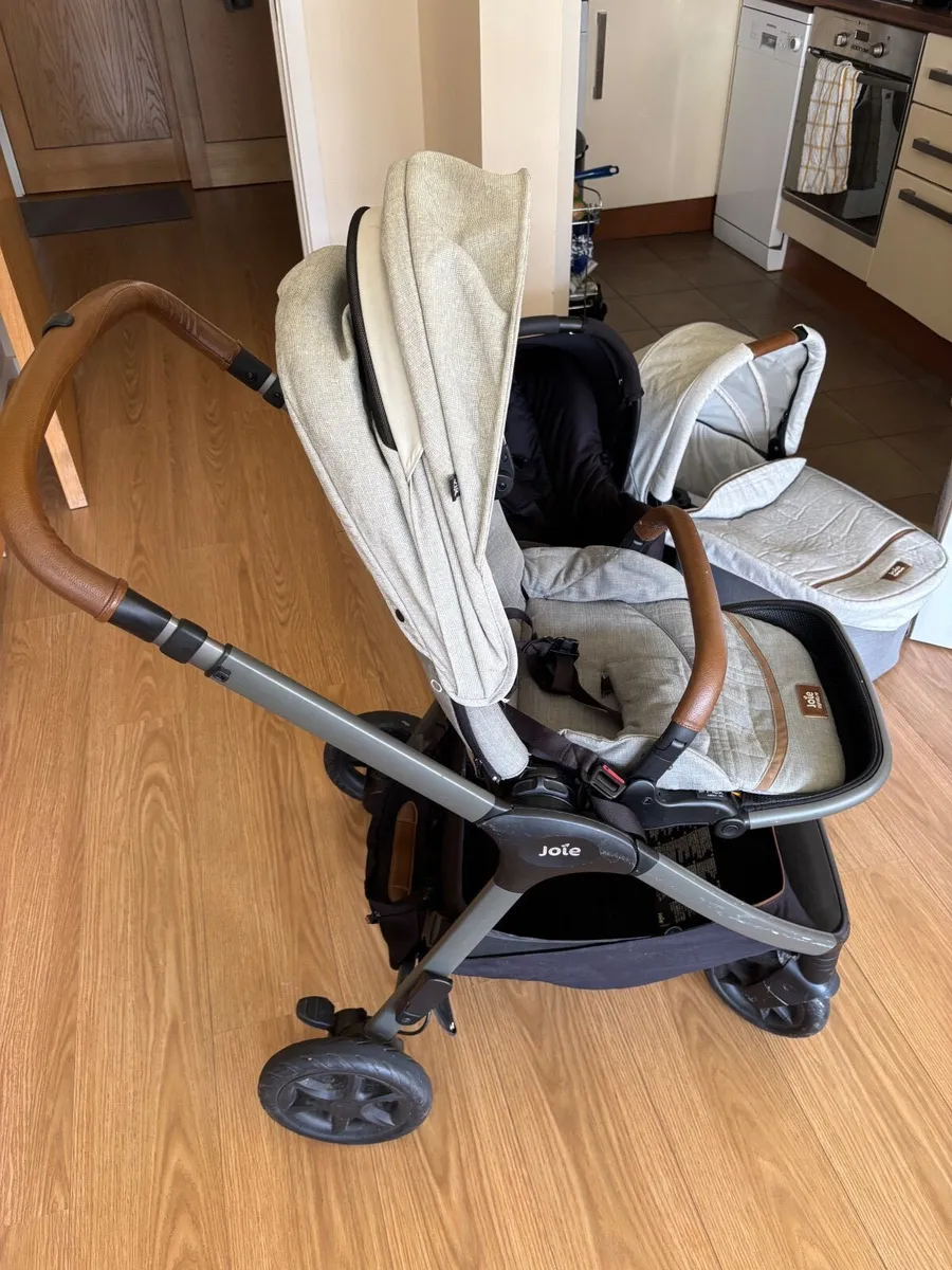 Buggie Travel system JOIE - Image 1