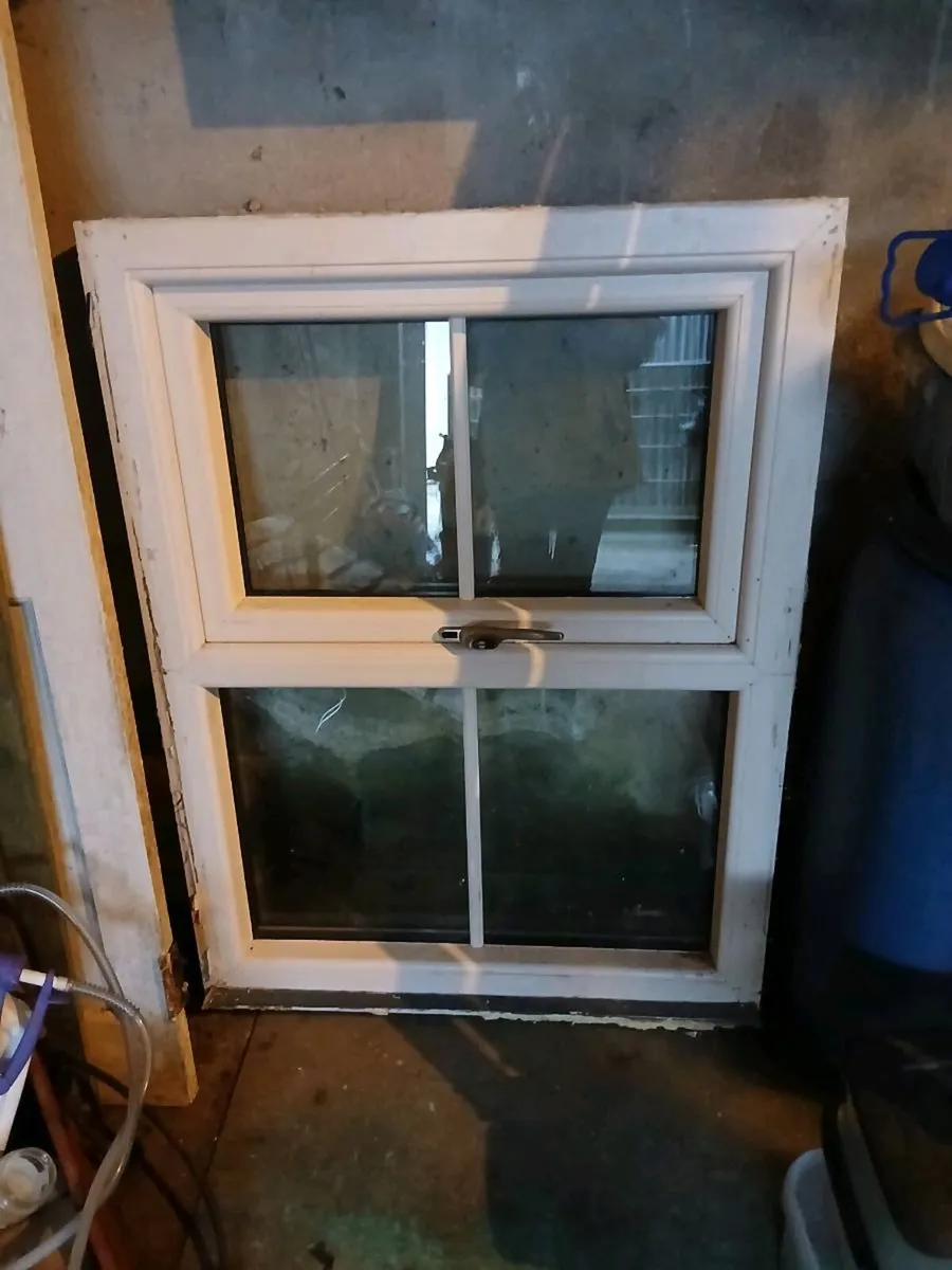 Window Triple glazed doubled pumped - Image 4