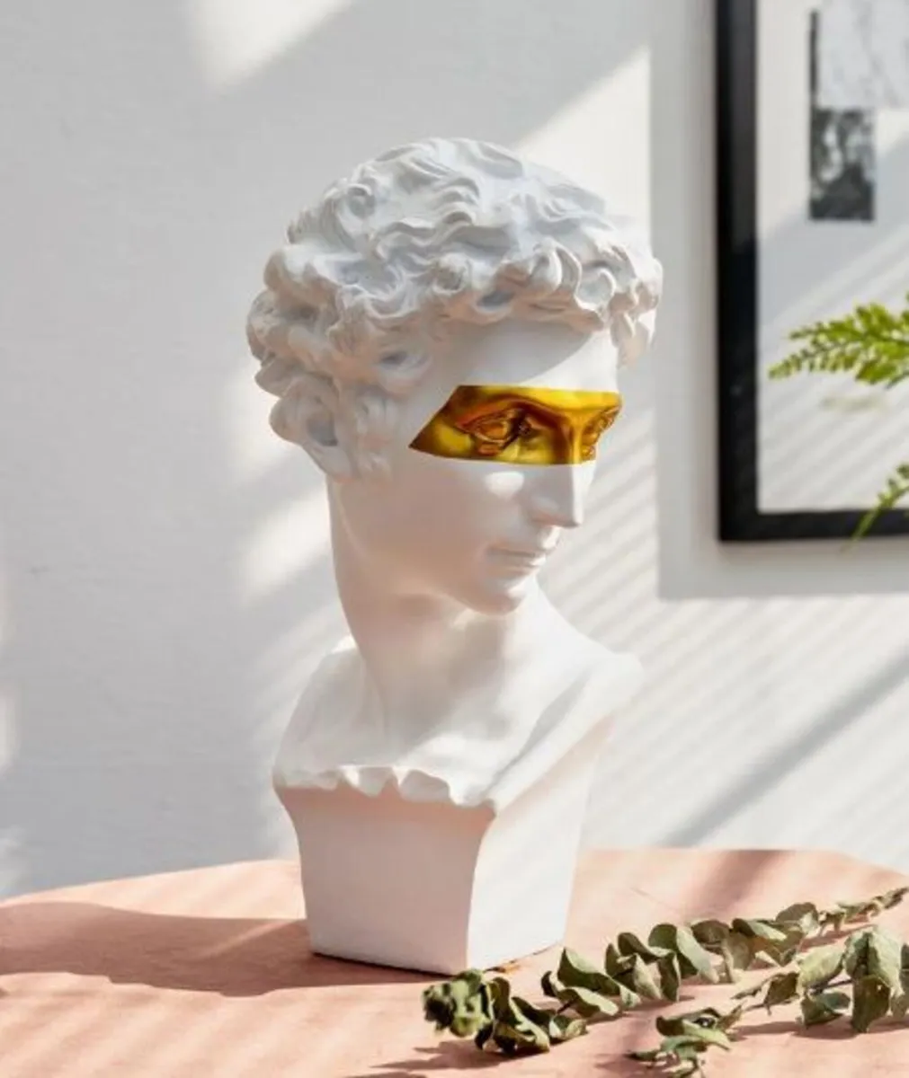 Watchful David Statues - Image 2