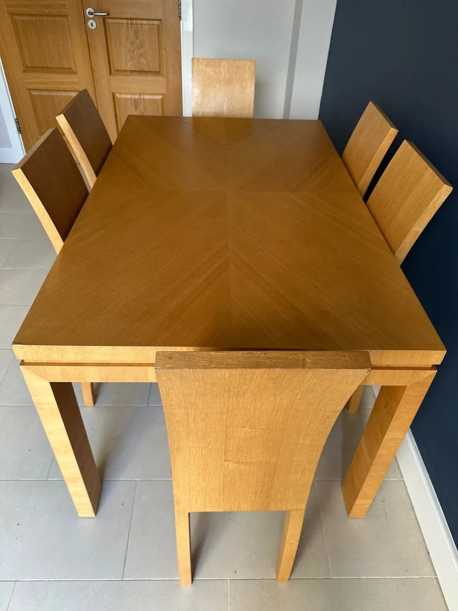 Table and Chairs - Image 2