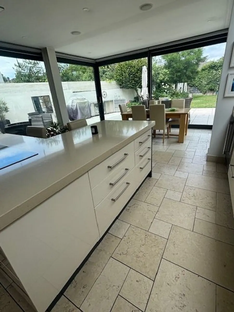 Cream High Gloss Kitchen - Image 3