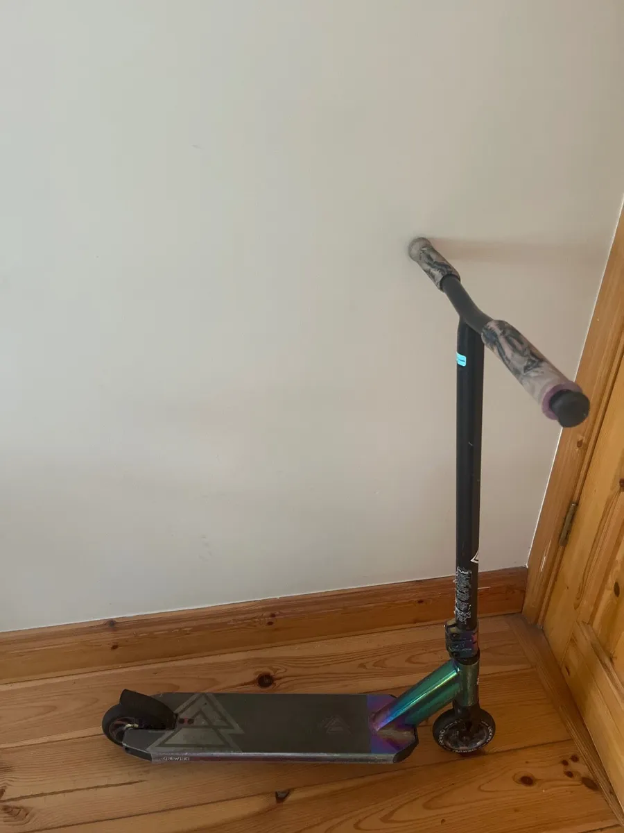 Scooter - Image 1