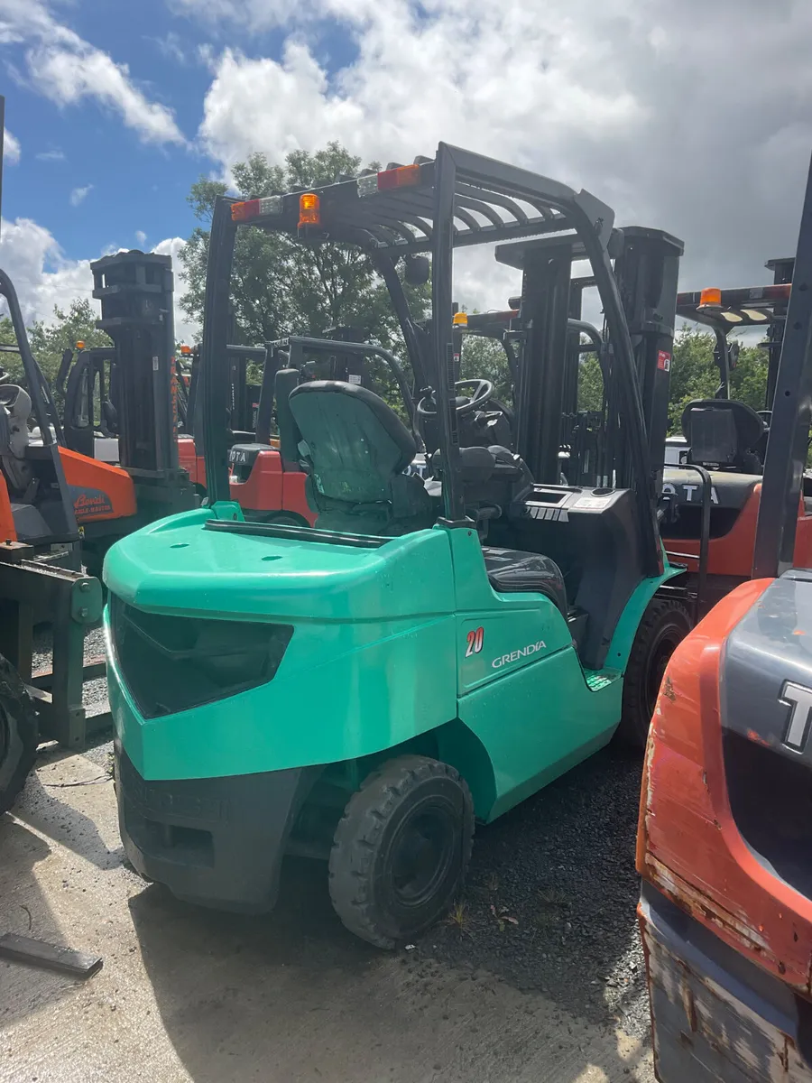 FORKLIFT - Image 4