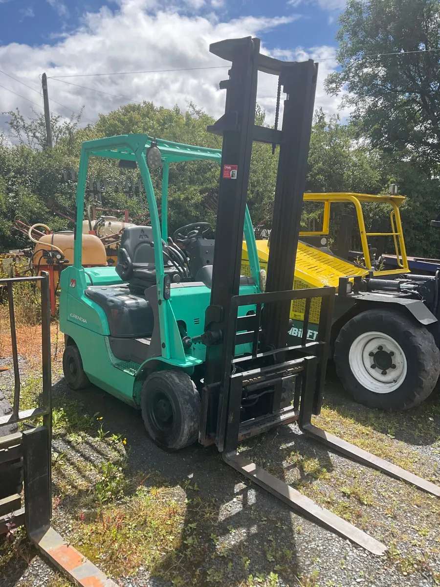 FORKLIFT - Image 3