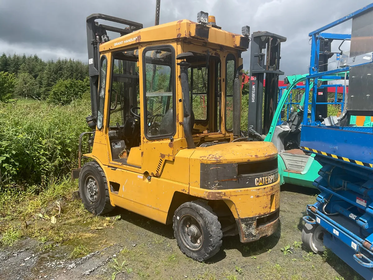 FORKLIFT - Image 4