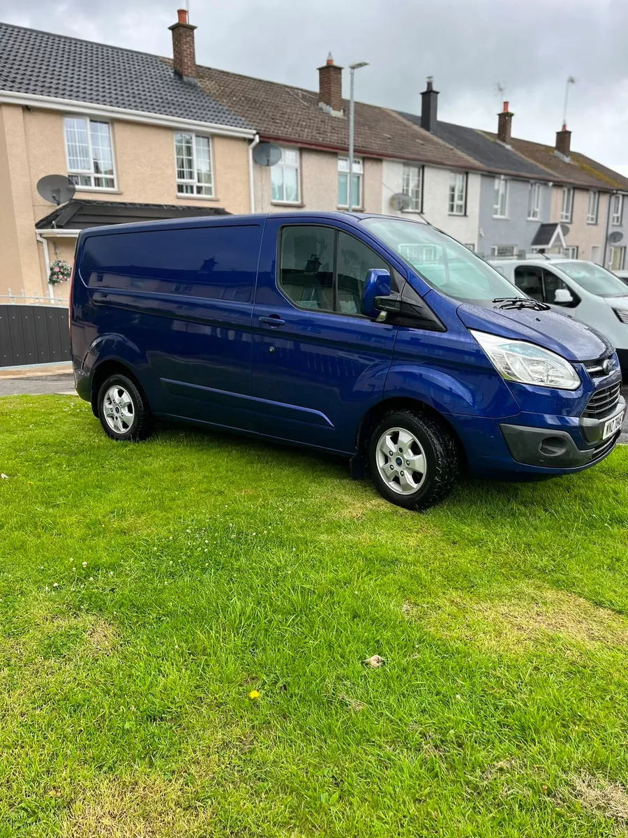 2017 ford transit custom ( low miles ) - Image 2