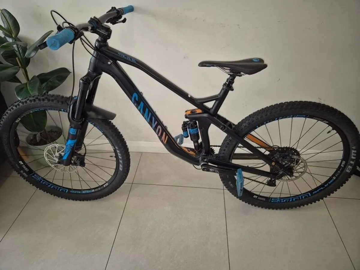 Canyon Strive AL 6.0 M Race full suspension - Image 1