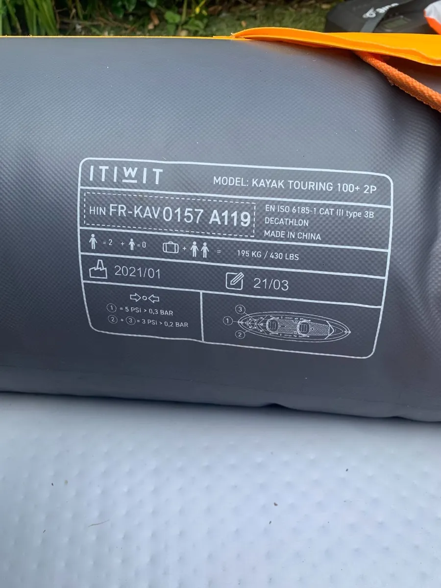 Inflatable 2-person kayak - Image 3