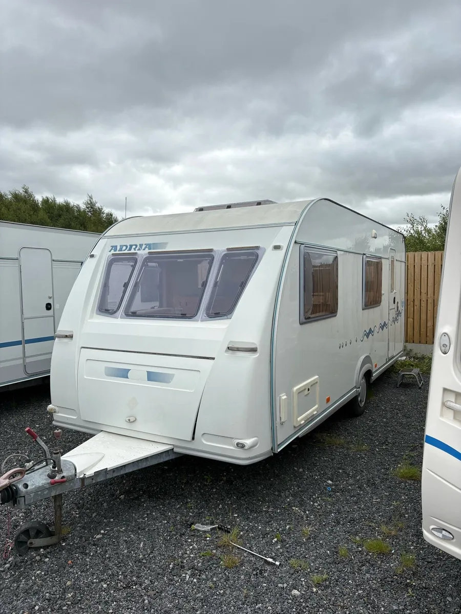 Adria Adora 6 Berth Fixed Bunkbed Caravan - Image 1