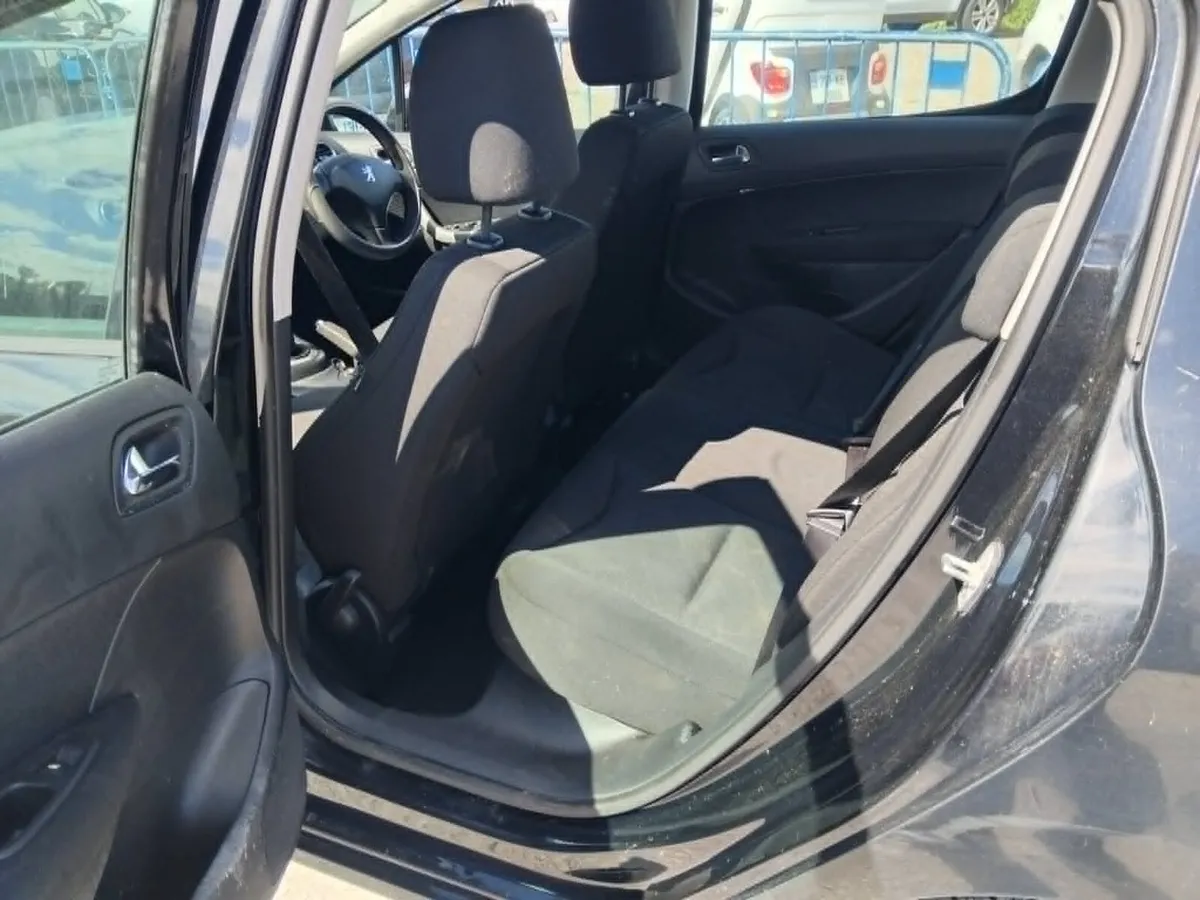 Peugeot 308 Starts and Drives - Image 2