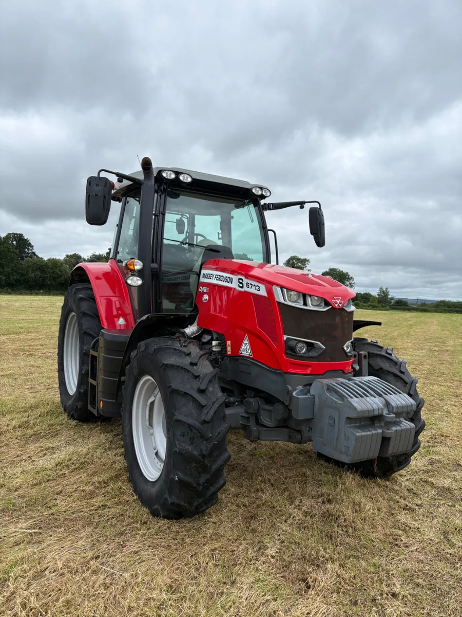 Massey Ferguson 6713 S with  2015 hours - Image 1