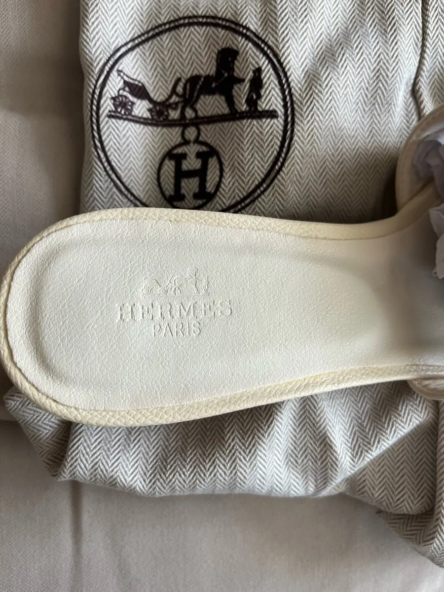 H sandals/sliders - Image 3