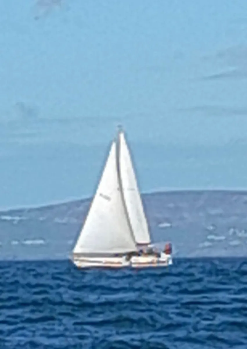 SAILING BOAT - Image 3