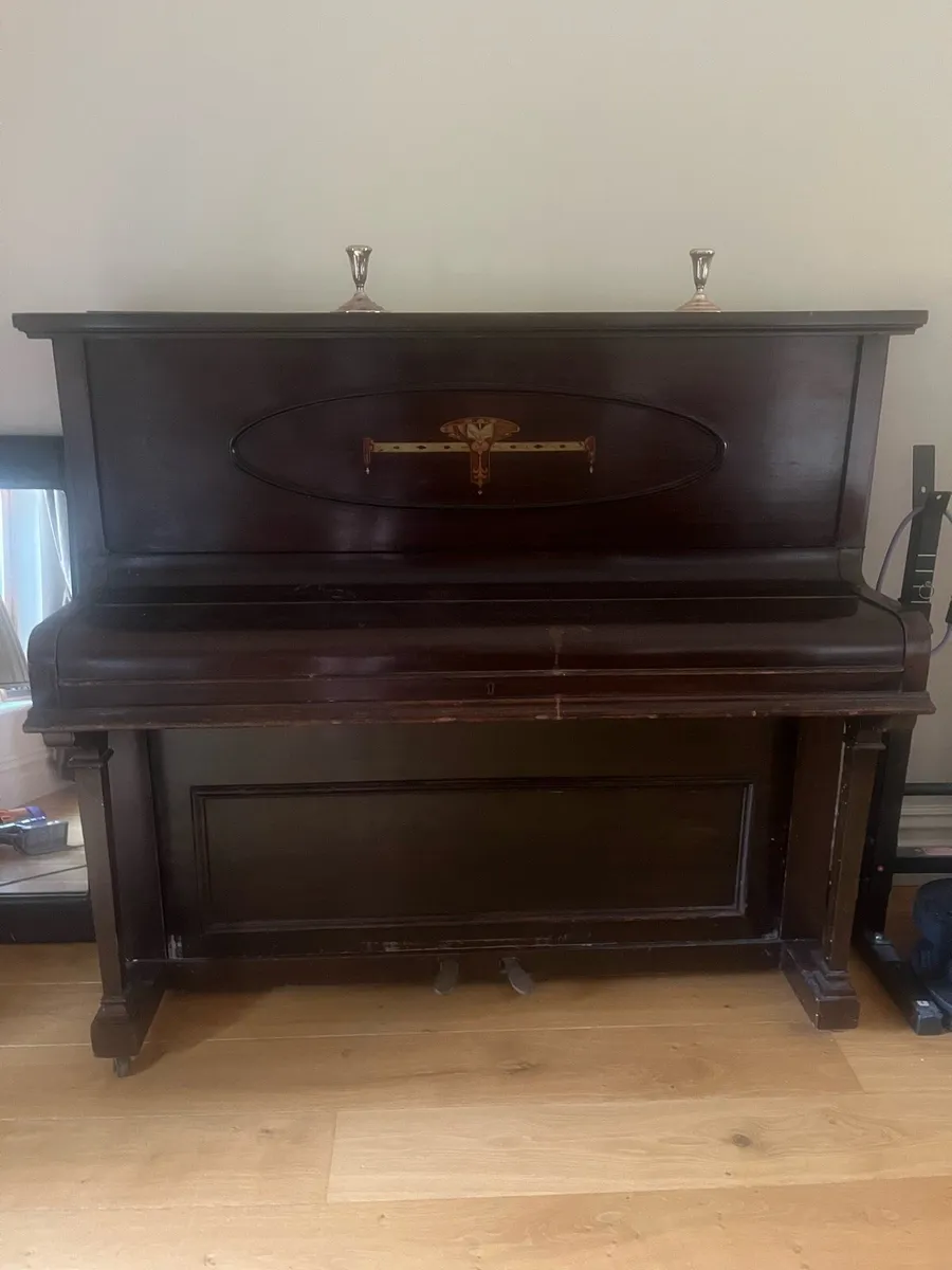 Piano - Image 2