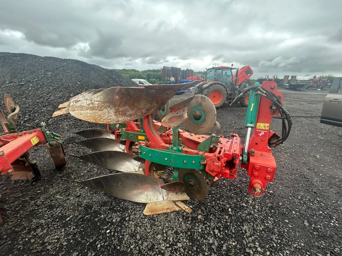 Kverneland EM85 Plough - Image 4