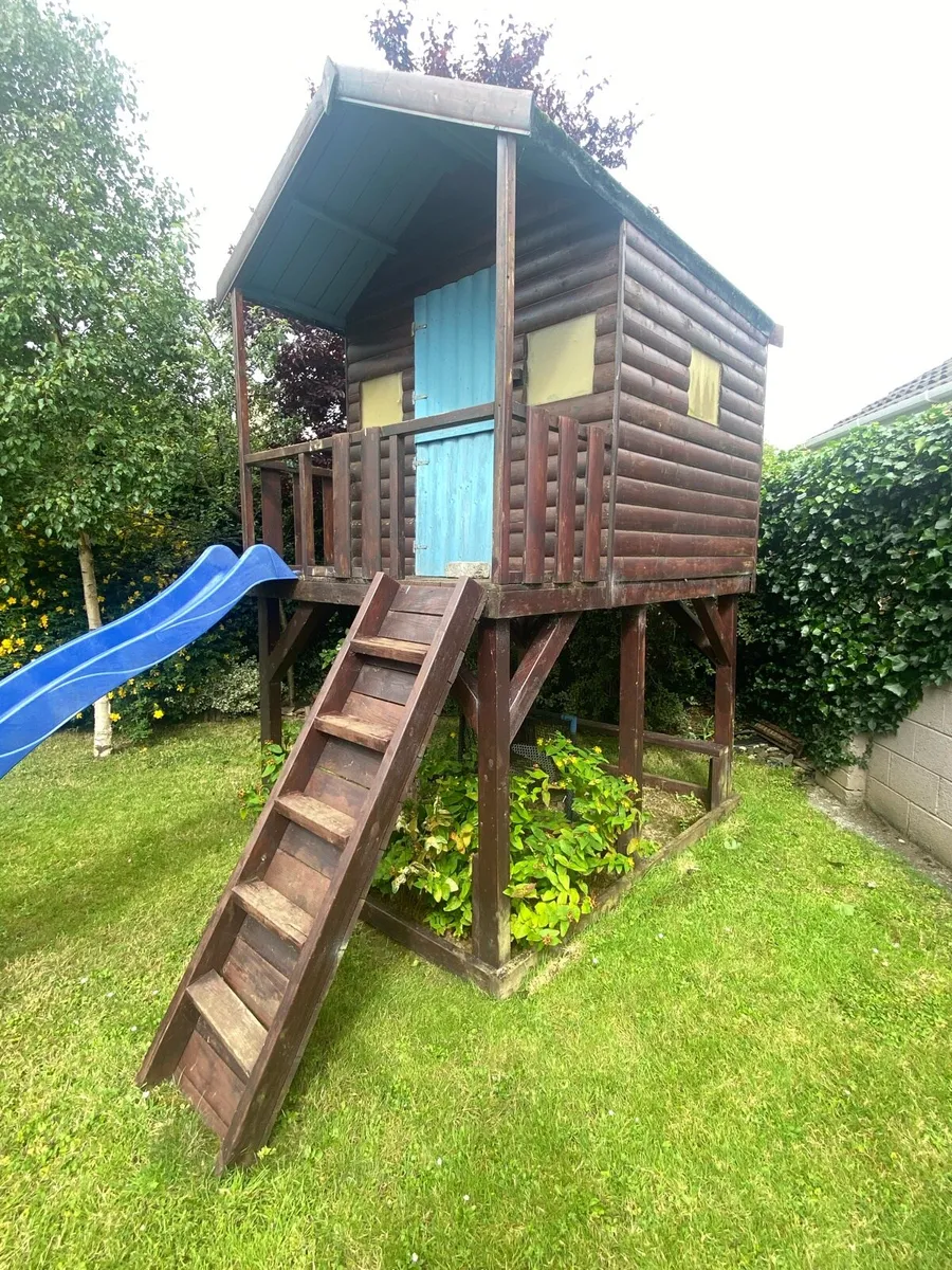 Children’s wooden playhouse - Image 2