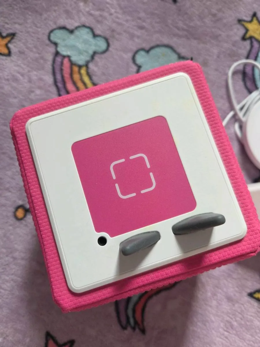 Pink Toniebox + 4 Tonie Figures + Orginal Charger - Image 2