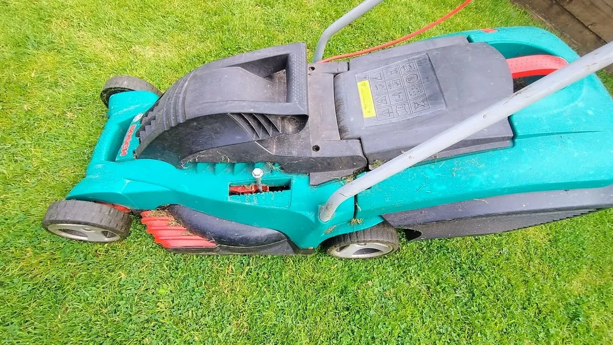 Bosch Lawnmower - Image 4
