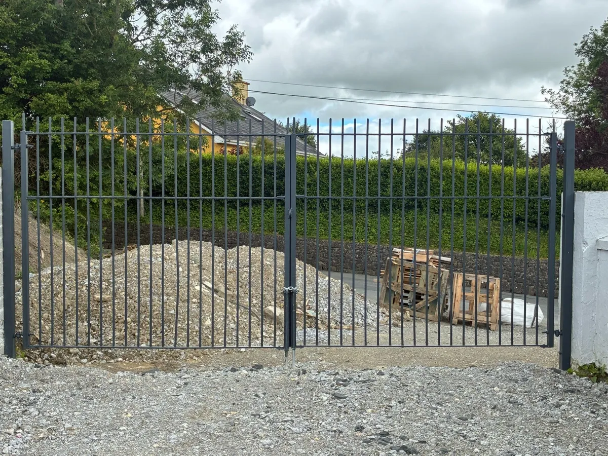 19mm round bar galvanised railing/gates/dogpin - Image 3
