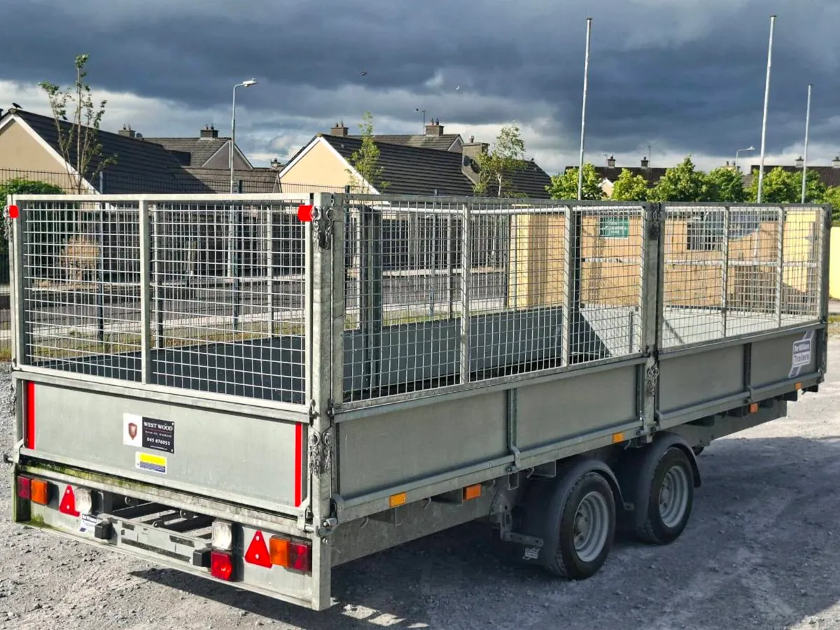 Trailer - Image 1