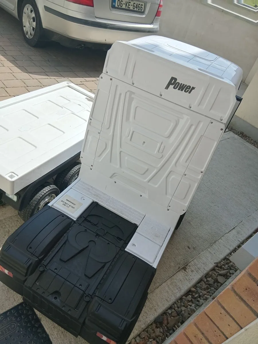 Kids Electric drive on lorry and trailer - Image 2