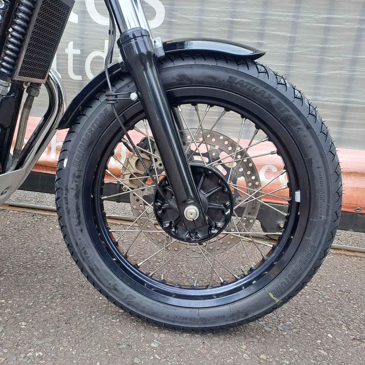 ROYAL ENFIELD 650 2019 - Image 3