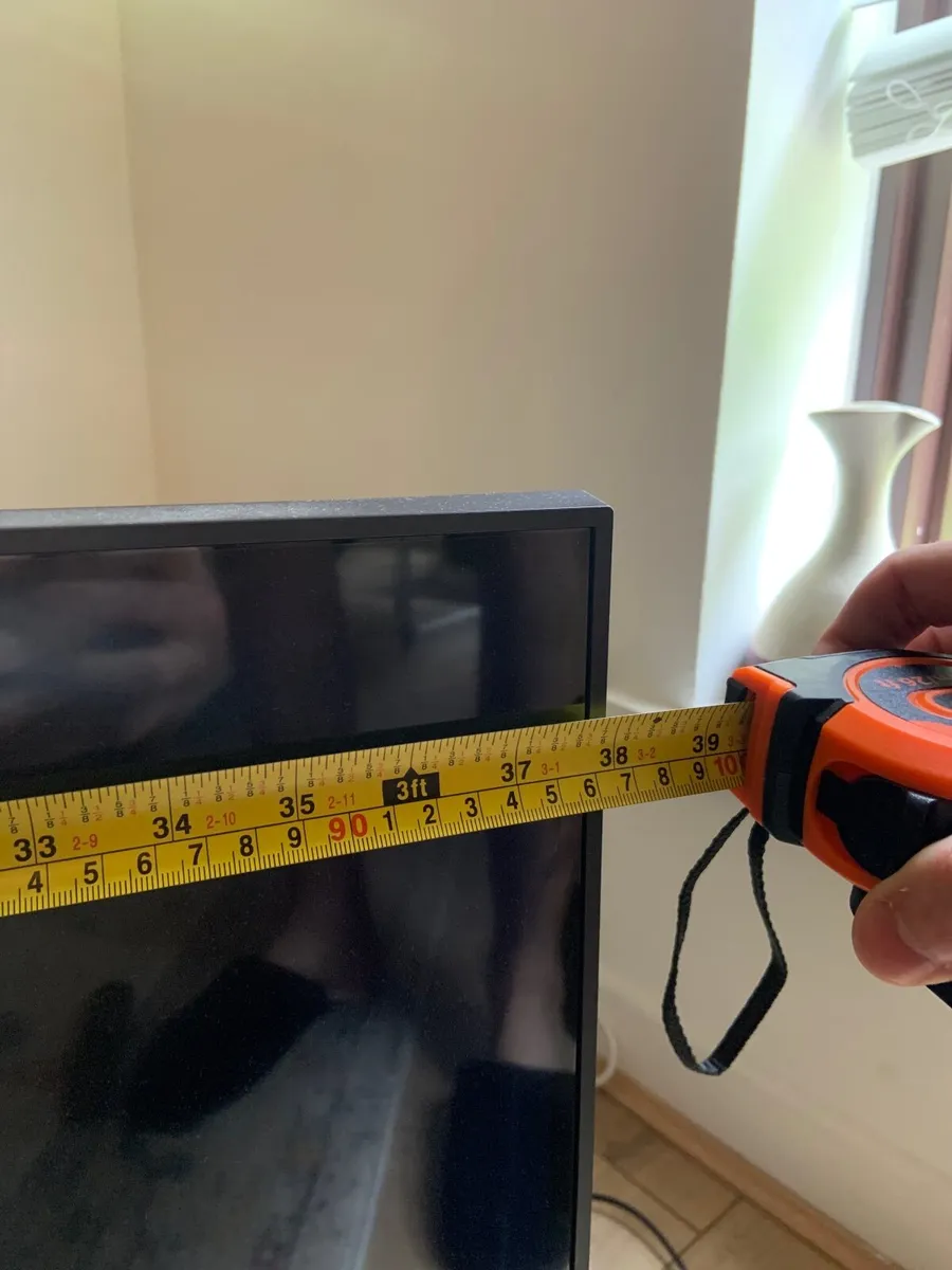 I am selling a LG nano cell 43 inch tv - Image 3