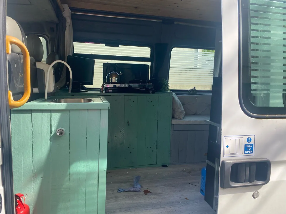 Camper - Image 2