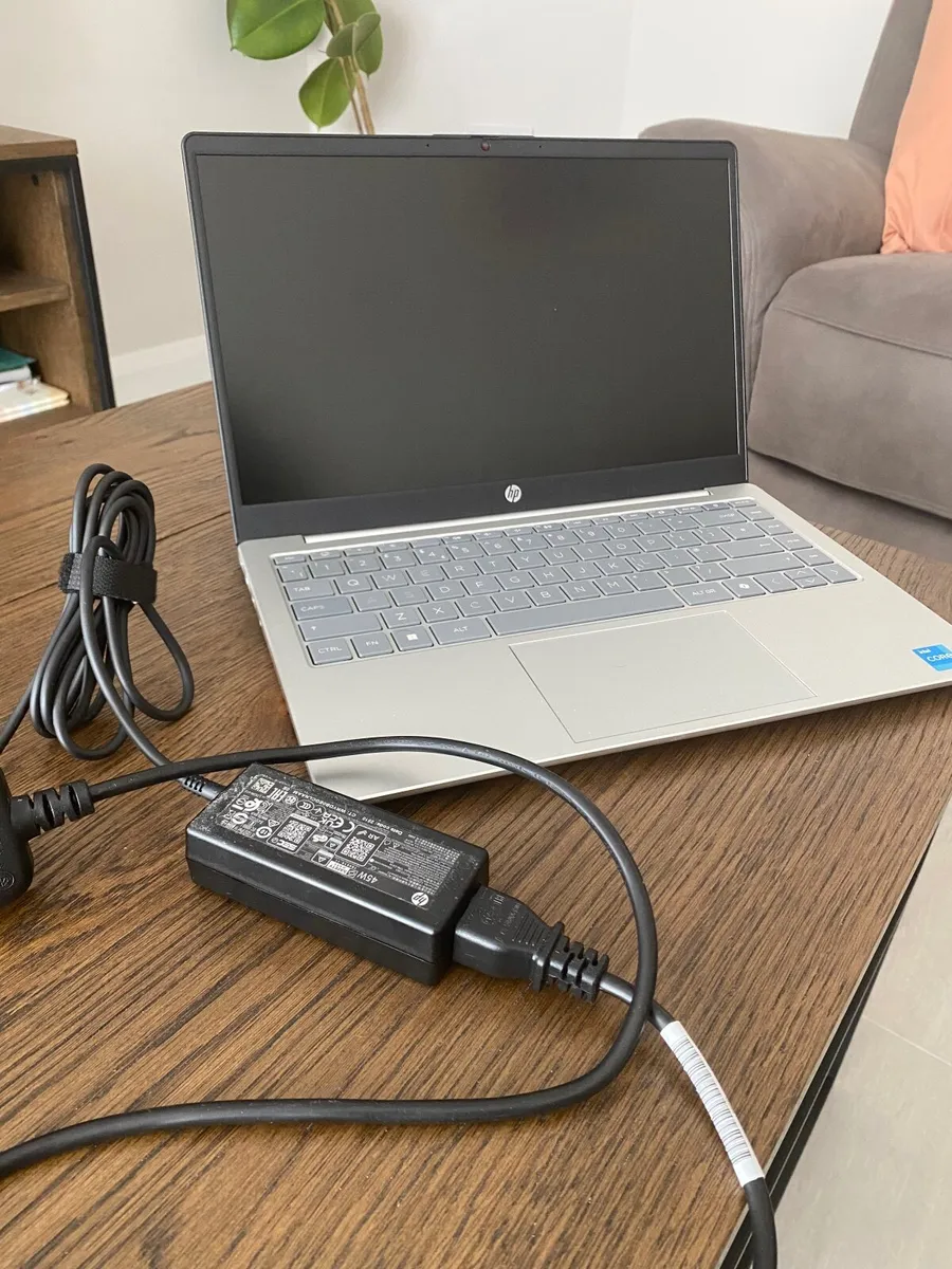 Laptop HP Pavilion SE 14-ep0530sa 14" Laptop - Int - Image 1