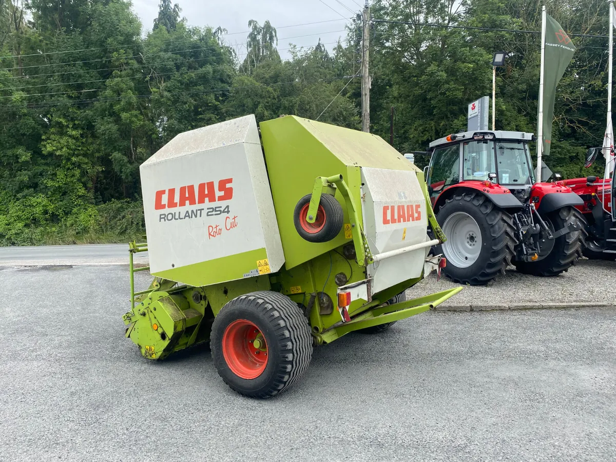 Claas baler - Image 2