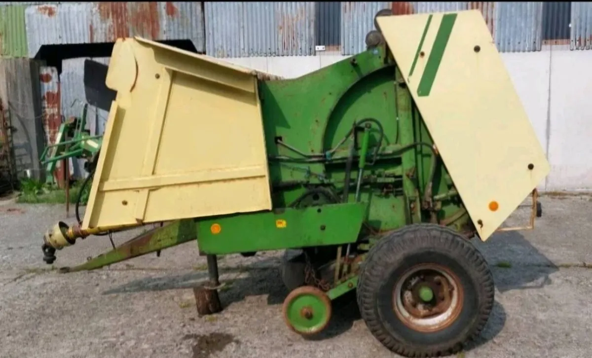 Krone Baler, Bale Trailers, AKPIL Sprayer - Image 4
