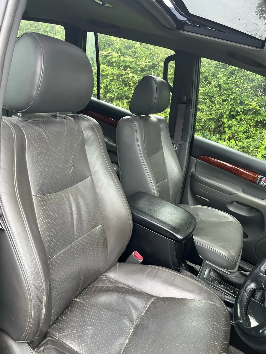 Toyota Land Cruiser 2005 - Image 4