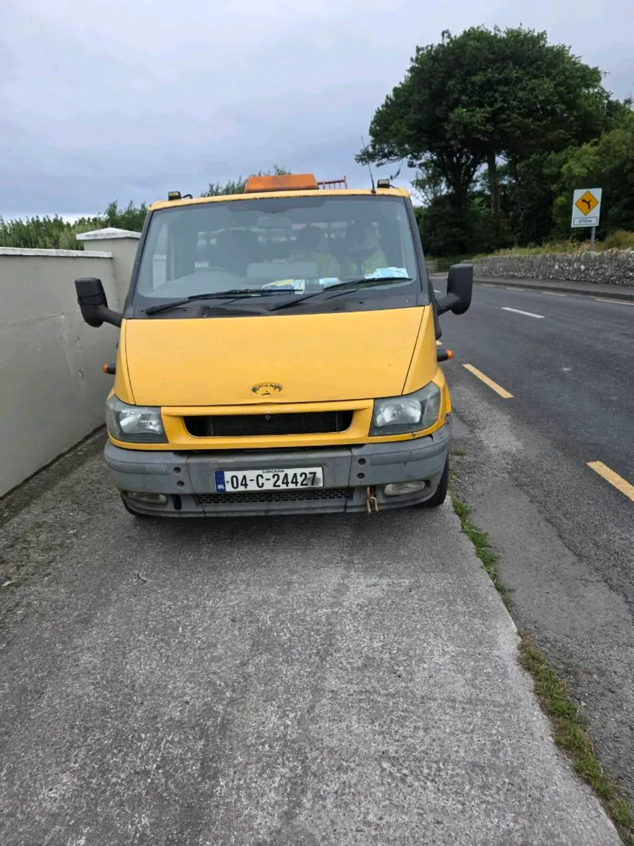 Ford transit pickup truck tipping body - Image 3