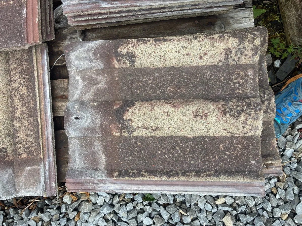 Tiles  redland 50