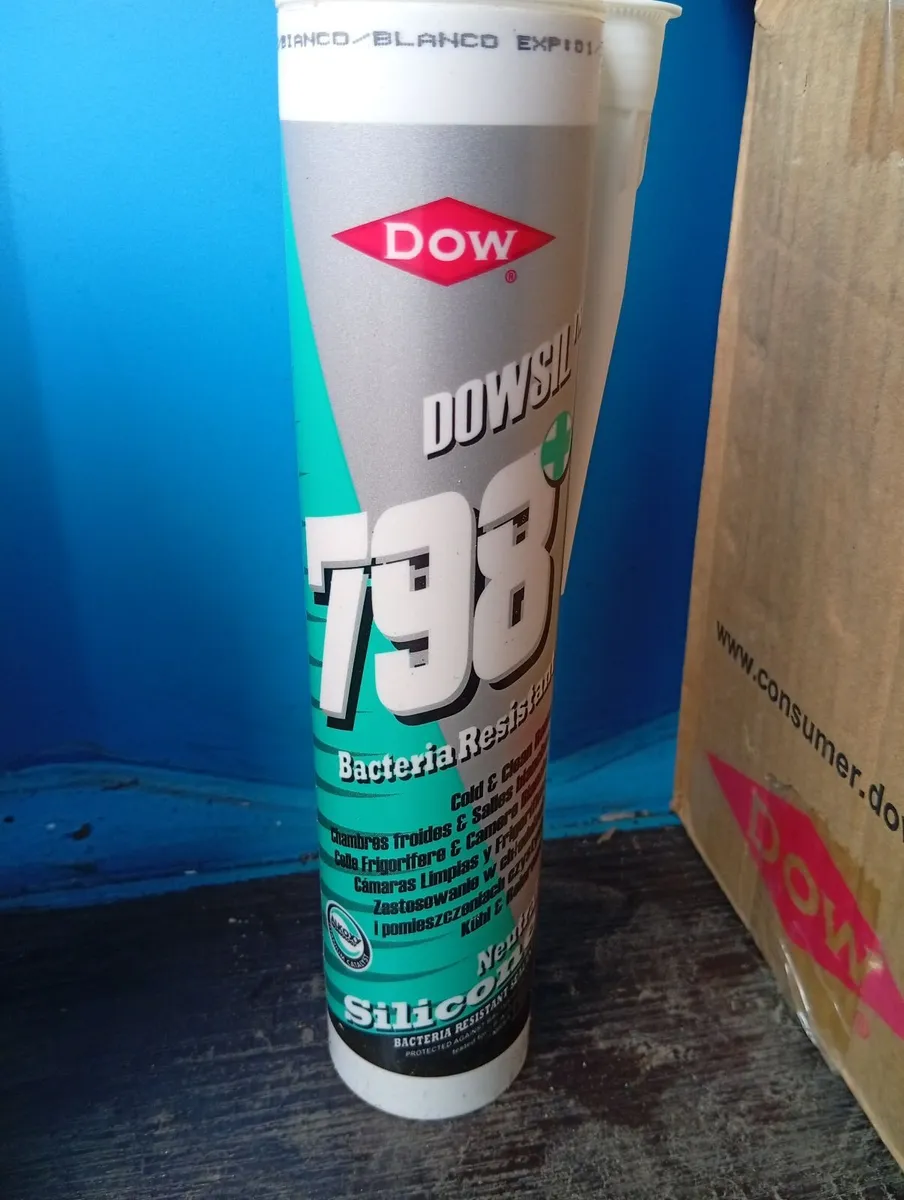Brand New Silicone Sealant DOWSIL 24pcs - Image 4