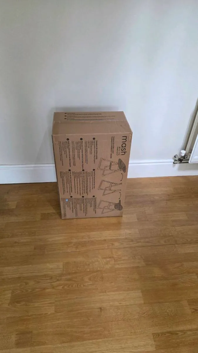 Mash white high chair, newborn insert and toddler - Image 3
