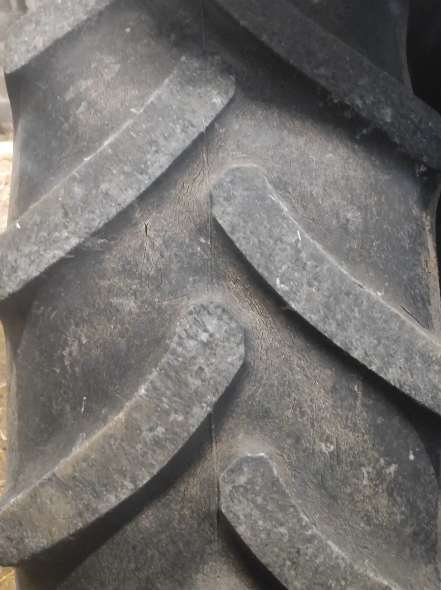 Tractor tyres 420/85R38 - Image 4