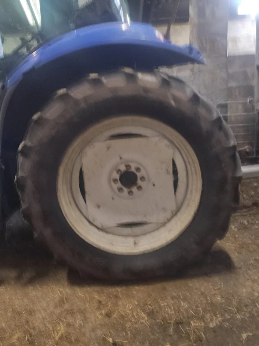 Tractor tyres 420/85R38 - Image 3
