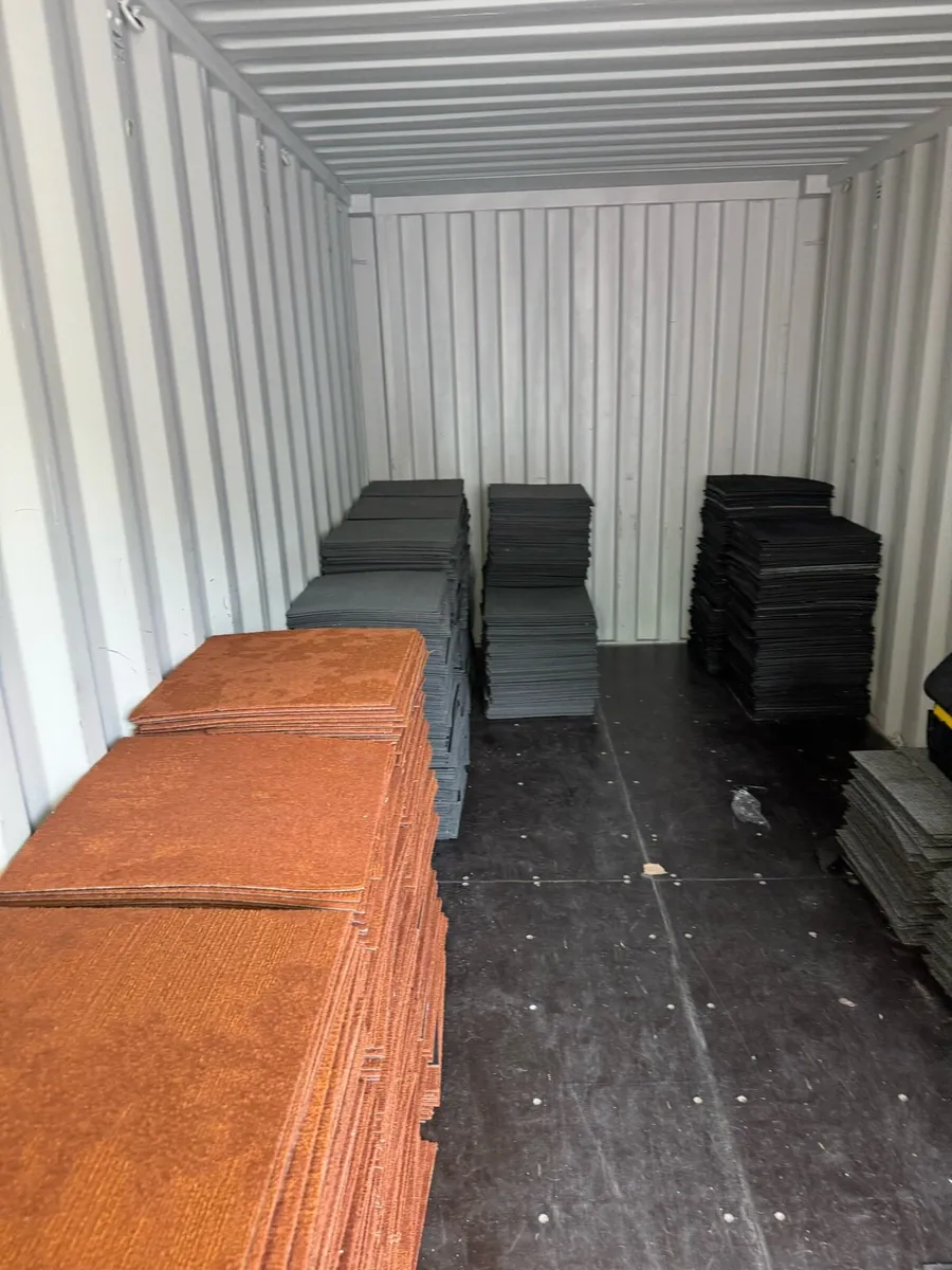 Great Quality Carpet Tiles, Bargains - Image 1