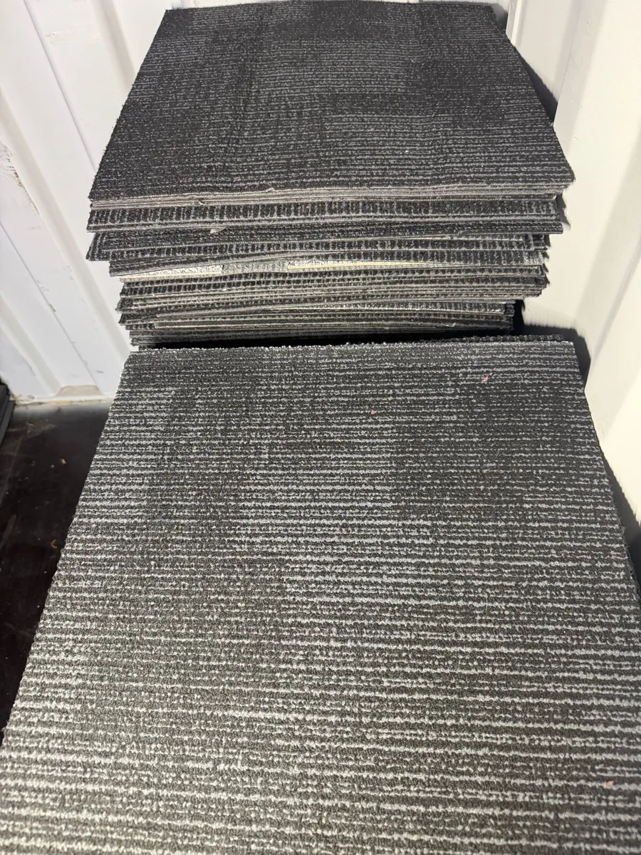 Great Quality Carpet Tiles, Bargains - Image 4