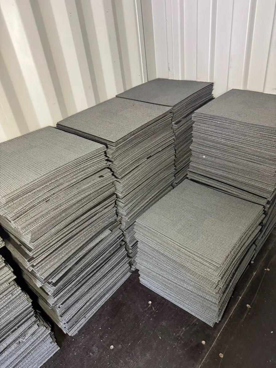 Great Quality Carpet Tiles, Bargains - Image 2