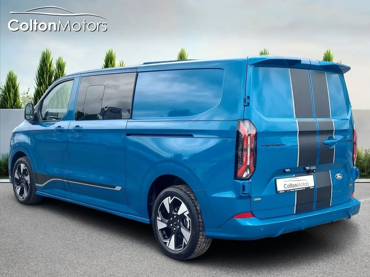 Ford Transit Custom SPORT Double Cab PHEV - Image 3
