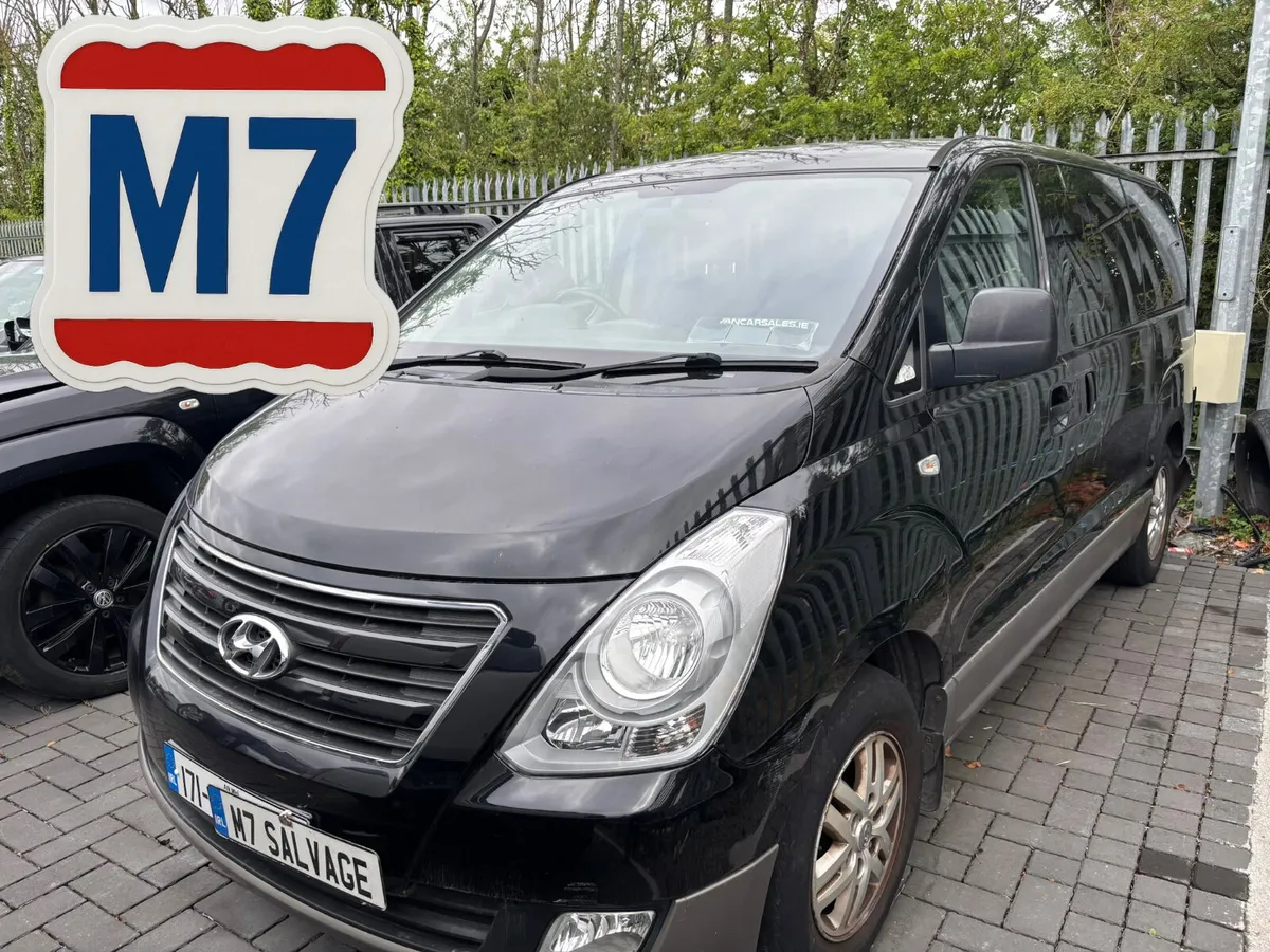17 Hyundai i800 2.5 Crdi 8 Seats 104k miles Drives - Image 1