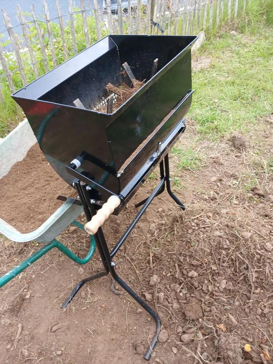 Rotary garden sieve - Image 2