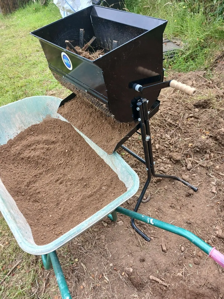 Rotary garden sieve - Image 3