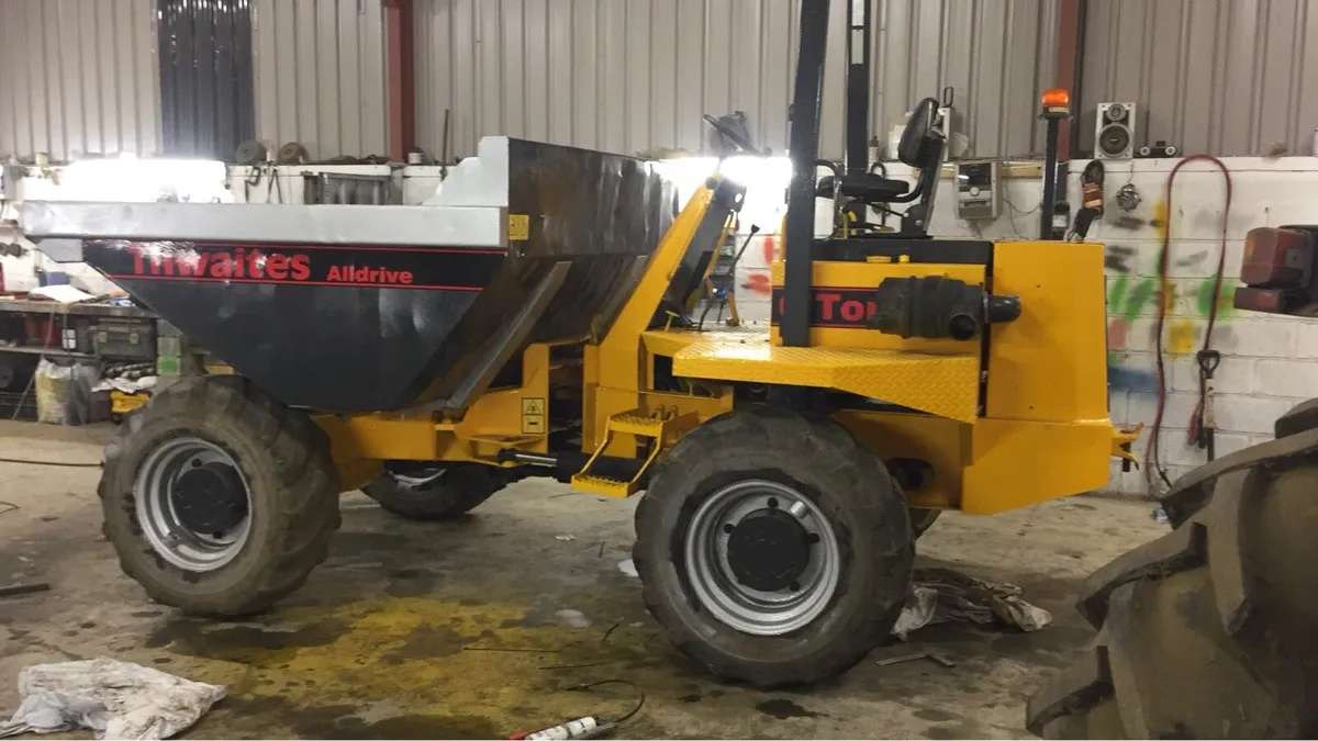 6 tonne dumper - Image 1